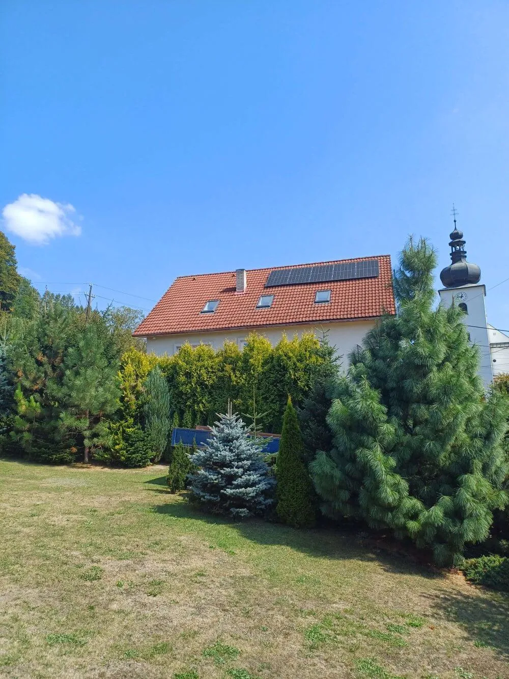 Fotovoltika na rodinnom dome — Nižná, fotka 3 z 5